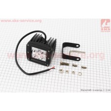 Фара дополнительная светодиодная влагозащитная - 4 LED с креплением, прямоугольная 82*76мм