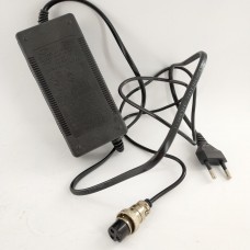 Зарядное устройство 36V 1,5А